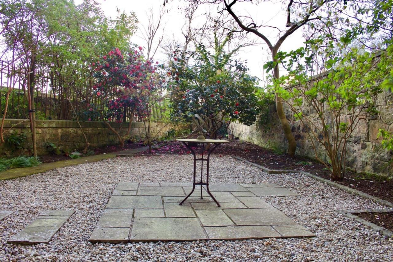 Beautiful New Town Studio With Patio Apartment Edinburgh
