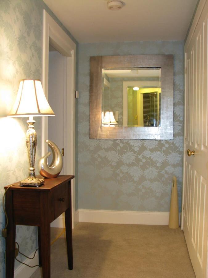 Apartment Beautiful New Town Studio With Patio *
